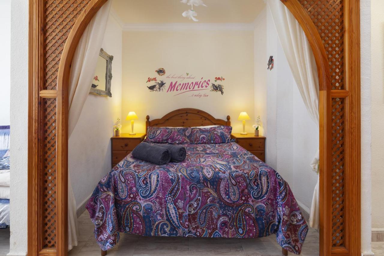 Beachfront Bungalow Torrox Buitenkant foto