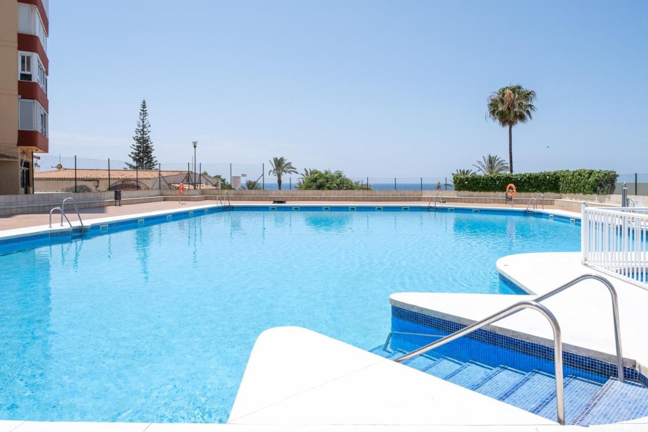 Beachfront Bungalow Torrox Buitenkant foto