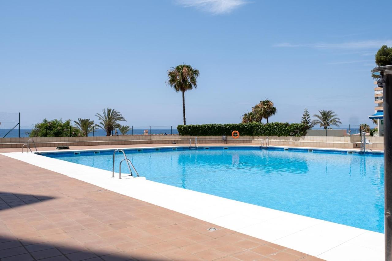 Beachfront Bungalow Torrox Buitenkant foto